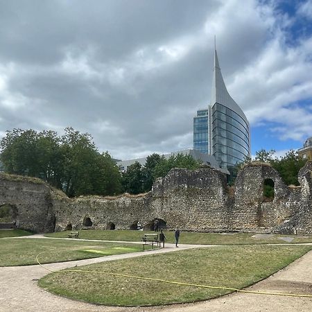 Exclusive Offers L Last-Minute Specials L Parking Free L Double Bed House L Uk L Gaming Room L Komfy 3 Bedroom Cottage With Riverview L Perfect For Short Or Long Stays Ридинг Экстерьер фото