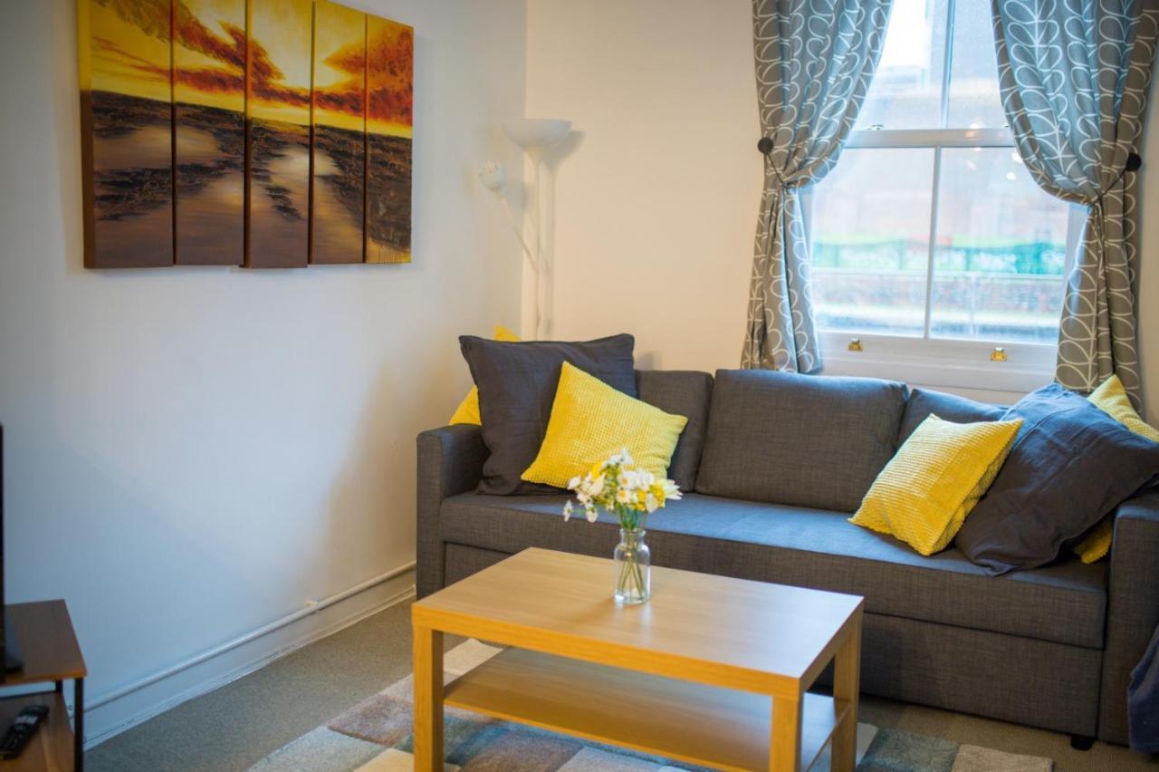 Exclusive Offers L Last-Minute Specials L Parking Free L Double Bed House L Uk L Gaming Room L Komfy 3 Bedroom Cottage With Riverview L Perfect For Short Or Long Stays Ридинг Экстерьер фото